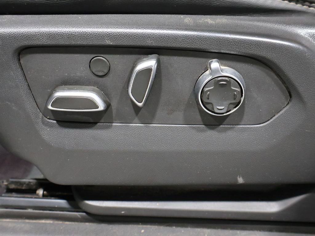 Used 2024 GMC Sierra 2500 Denali Ultimate image 14