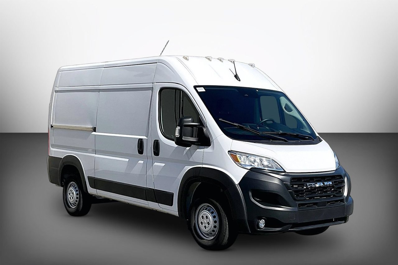 Used 2025 RAM ProMaster 2500 w/ Convenience Group
