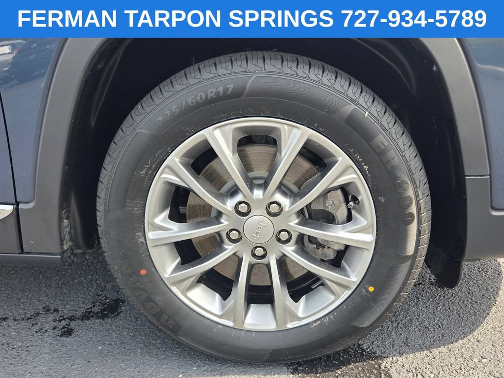 Used 2020 Jeep Cherokee Latitude Plus FWD image 12