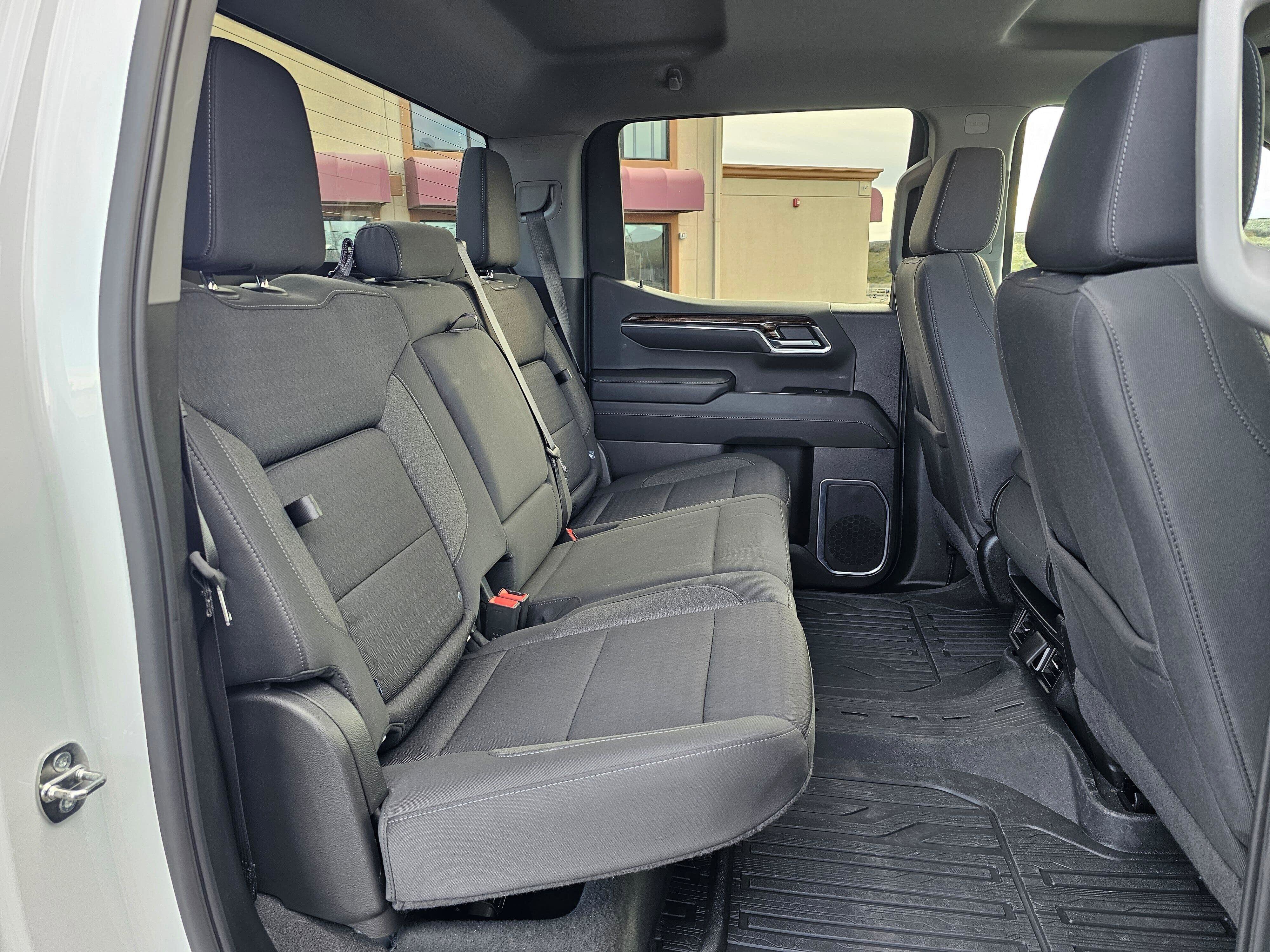 Used 2024 GMC Sierra 1500 Elevation w/ LPO, Elevation Black Package image 14