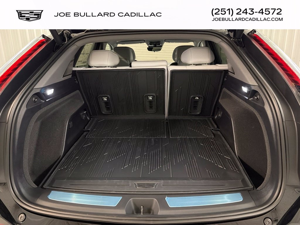 New 2027 Cadillac Optiq Sport w/ LPO, Floor Liner Package AWD/4WD image 21