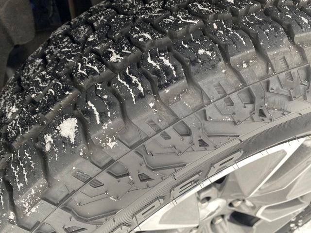 Certified 2020 Chevrolet Silverado 1500 RST image 24