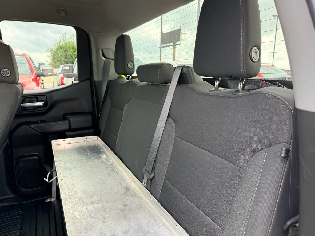 Used 2021 Chevrolet Silverado 1500 LT w/ Safety Package II AWD/4WD image 24