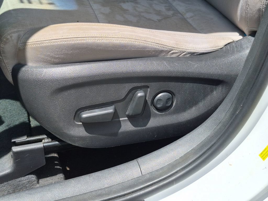 Used 2016 Hyundai Tucson Sport FWD image 17