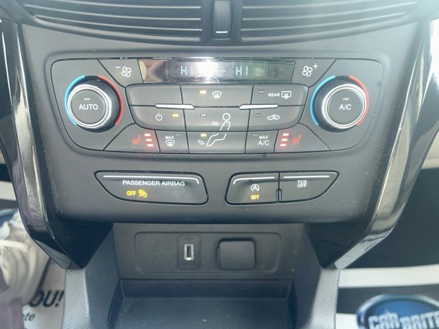 Used 2017 Ford Escape Titanium image 24