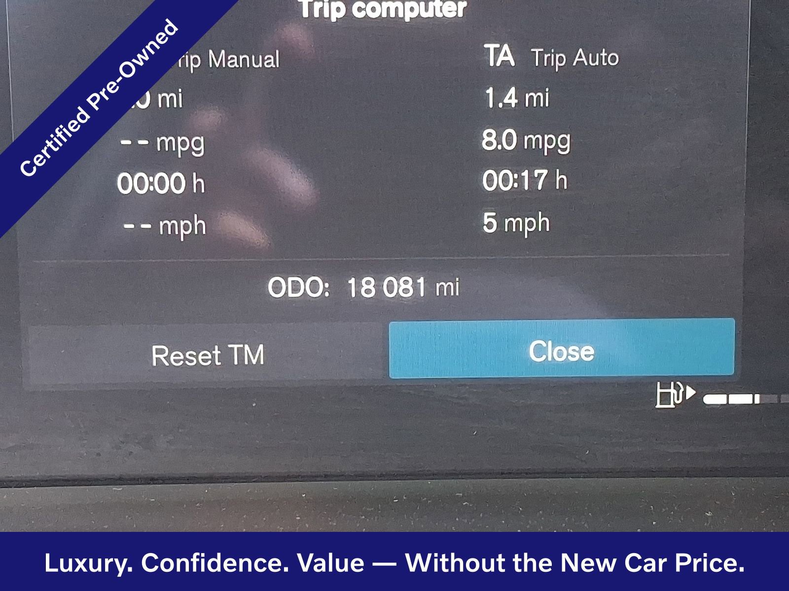 Certified 2025 Volvo XC40 B5 Core AWD/4WD image 21
