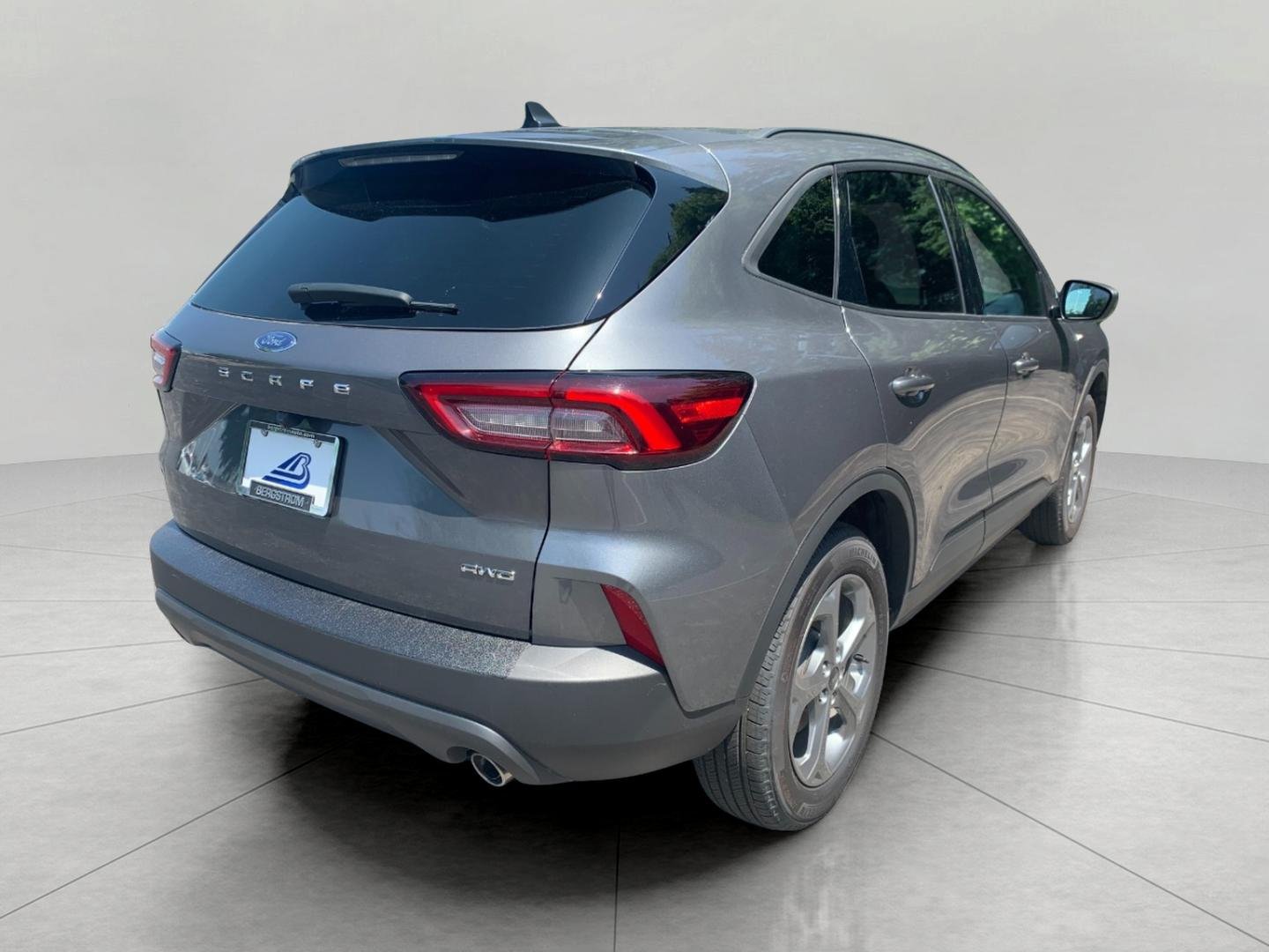 Used 2025 Ford Escape ST-Line AWD/4WD image 15