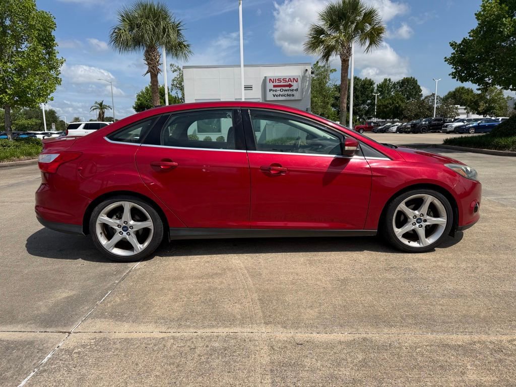 Used 2012 Ford Focus Titanium FWD image 4