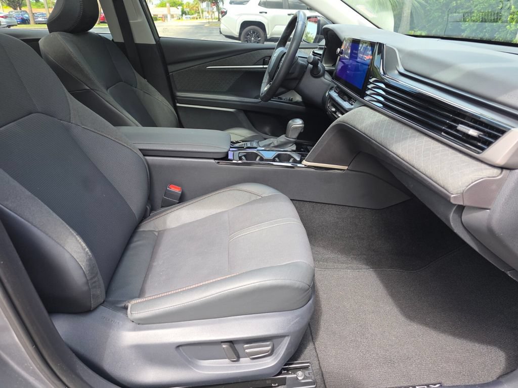 Certified 2025 Toyota Camry XLE FWD image 14