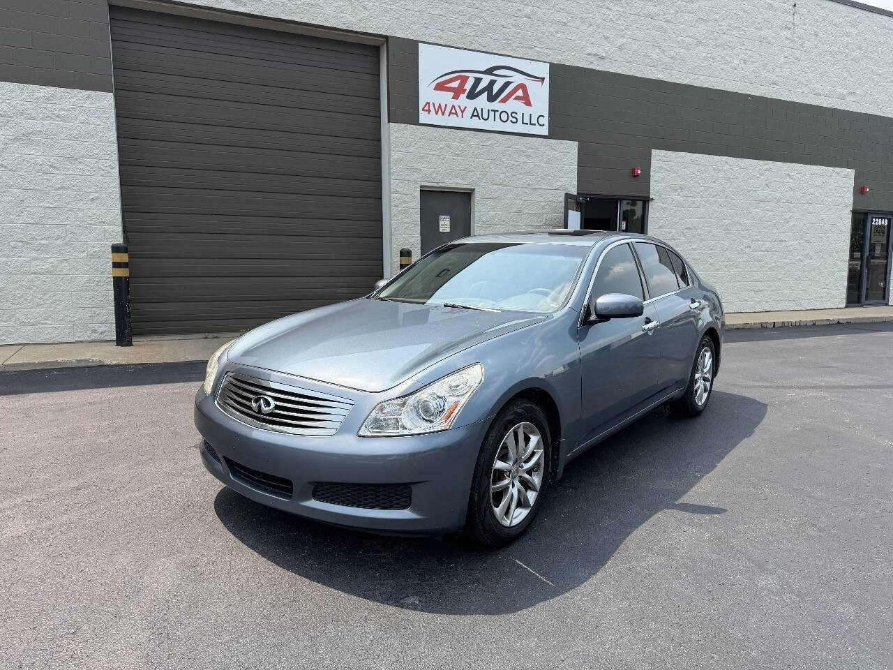 Used 2008 INFINITI G35 x Sedan w/ Premium Pkg AWD/4WD image 2