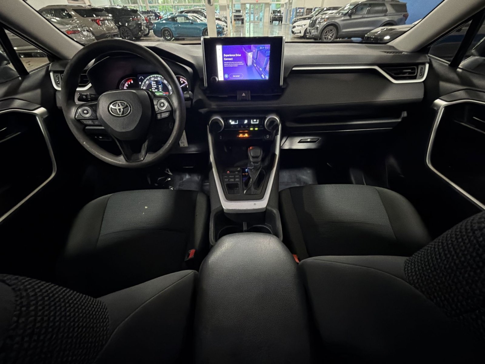 Used 2023 Toyota RAV4 LE AWD/4WD image 23