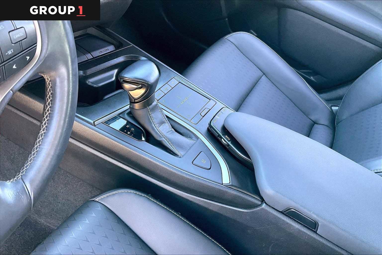 Certified 2020 Lexus UX 200 F Sport image 14