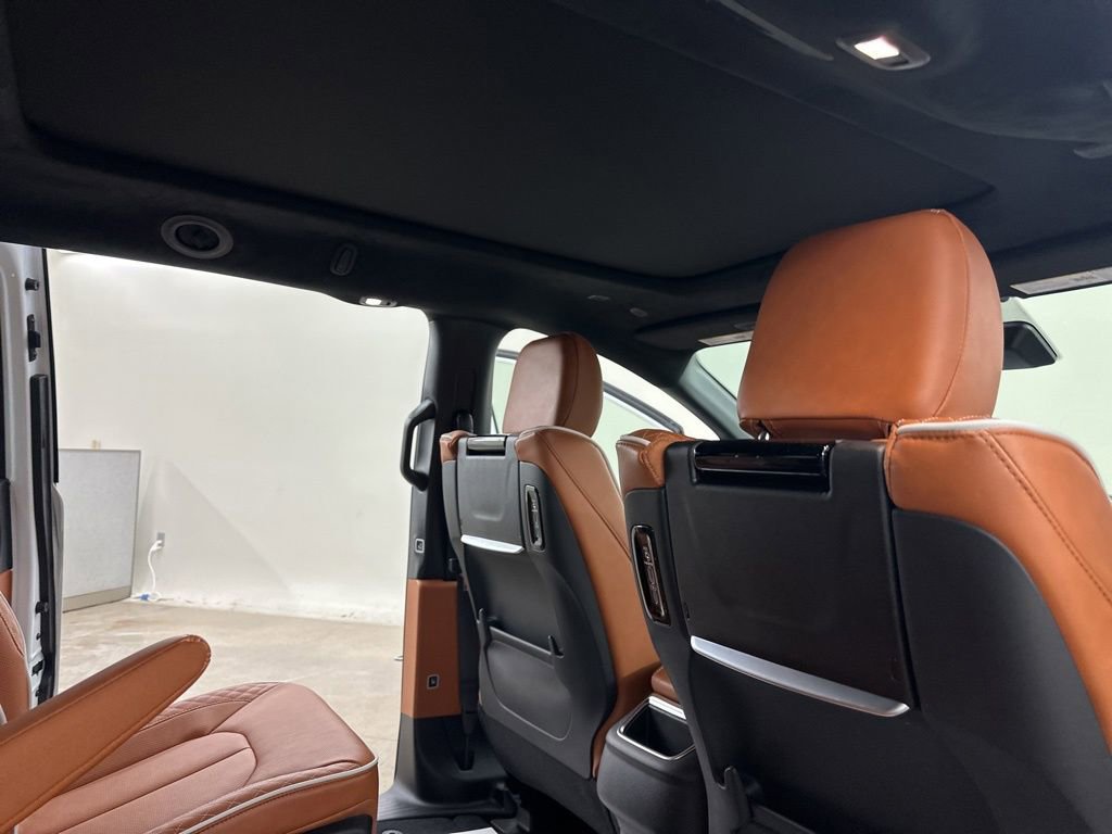 New 2026 Chrysler Pacifica Pinnacle image 19