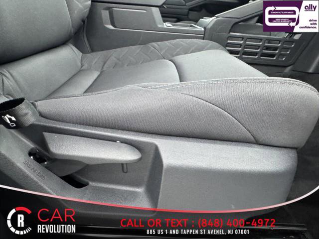 Used 2024 Toyota Tacoma SR image 41