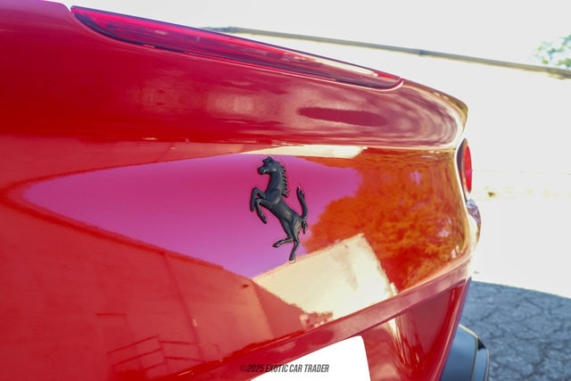 Used 2019 Ferrari Portofino image 56