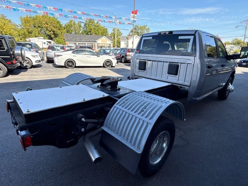 Used 2022 RAM 3500 SLT w/ Quick Order Package 2YG SLT image 5