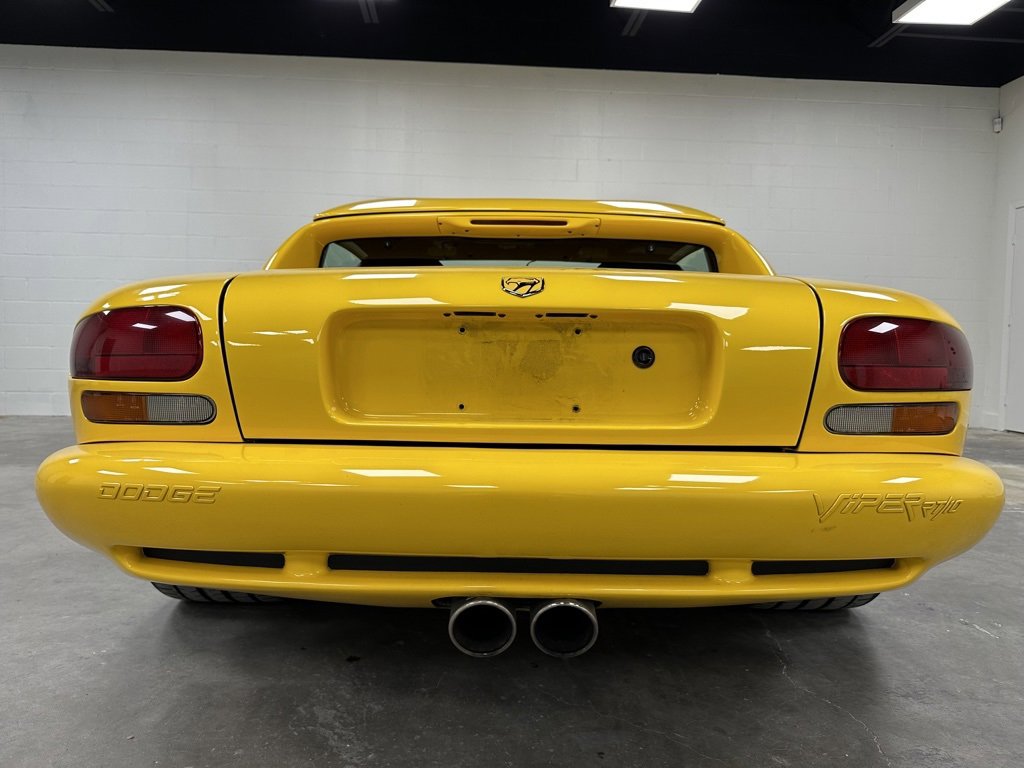 Used 2002 Dodge Viper RT/10 image 11