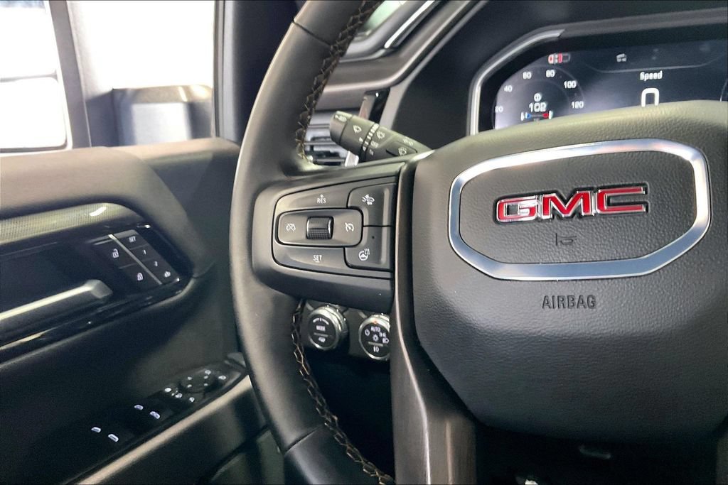 Used 2026 GMC Sierra 2500 AT4 w/ Technology Package AWD/4WD image 8