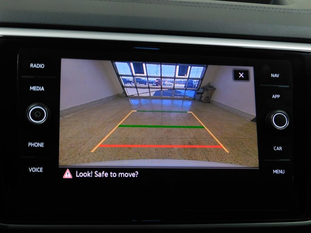 Used 2023 Volkswagen Atlas Cross Sport SEL Premium R-Line image 53