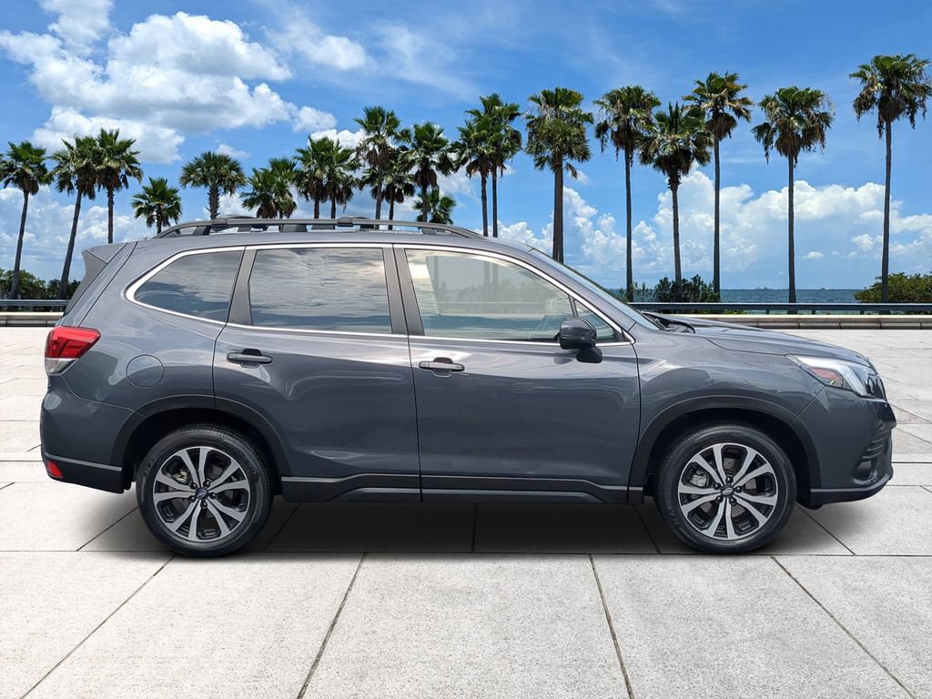 Certified 2023 Subaru Forester Limited AWD/4WD image 3