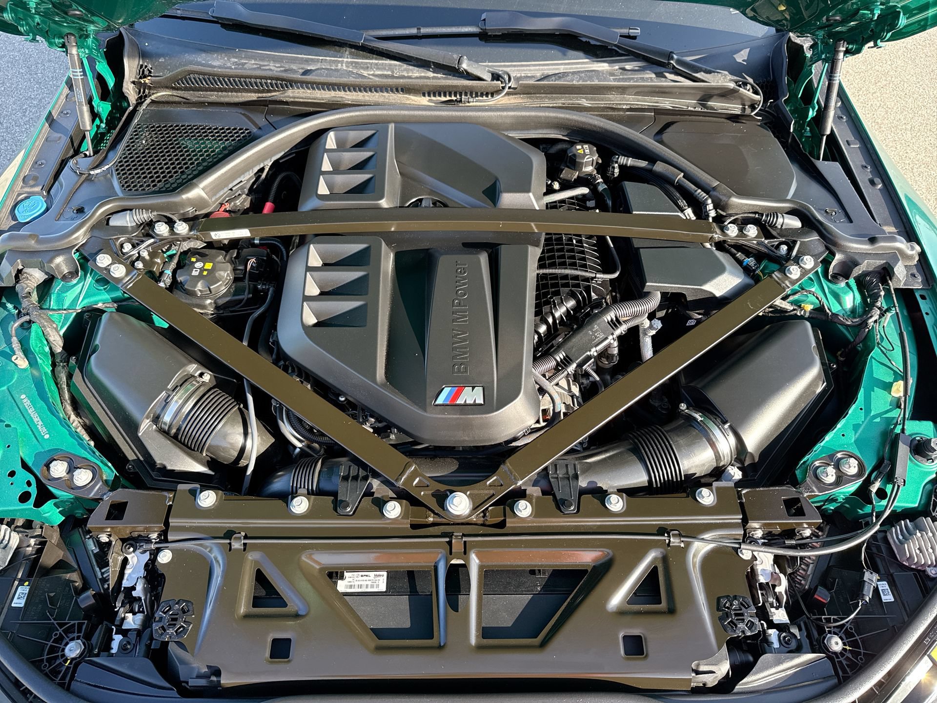 Used 2024 BMW M4 xDrive Competition w/ M Carbon Exterior Package AWD/4WD image 18