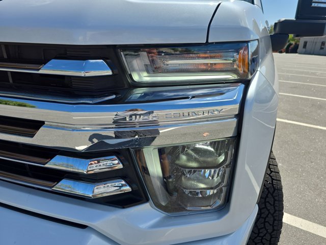 Used 2023 Chevrolet Silverado 2500 High Country w/ Z71 Off-Road Package image 32