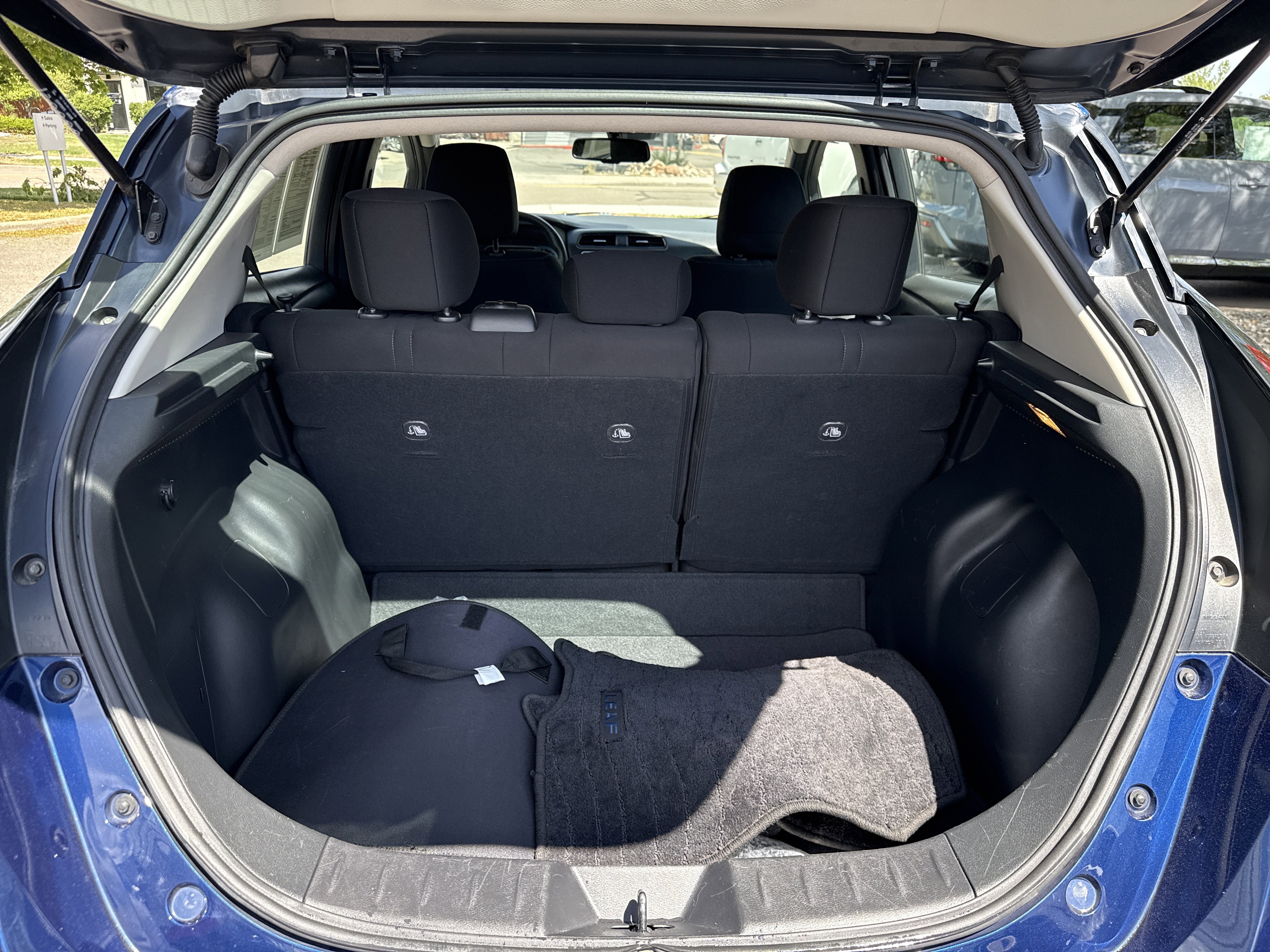 Certified 2024 Nissan Leaf SV Plus FWD image 14