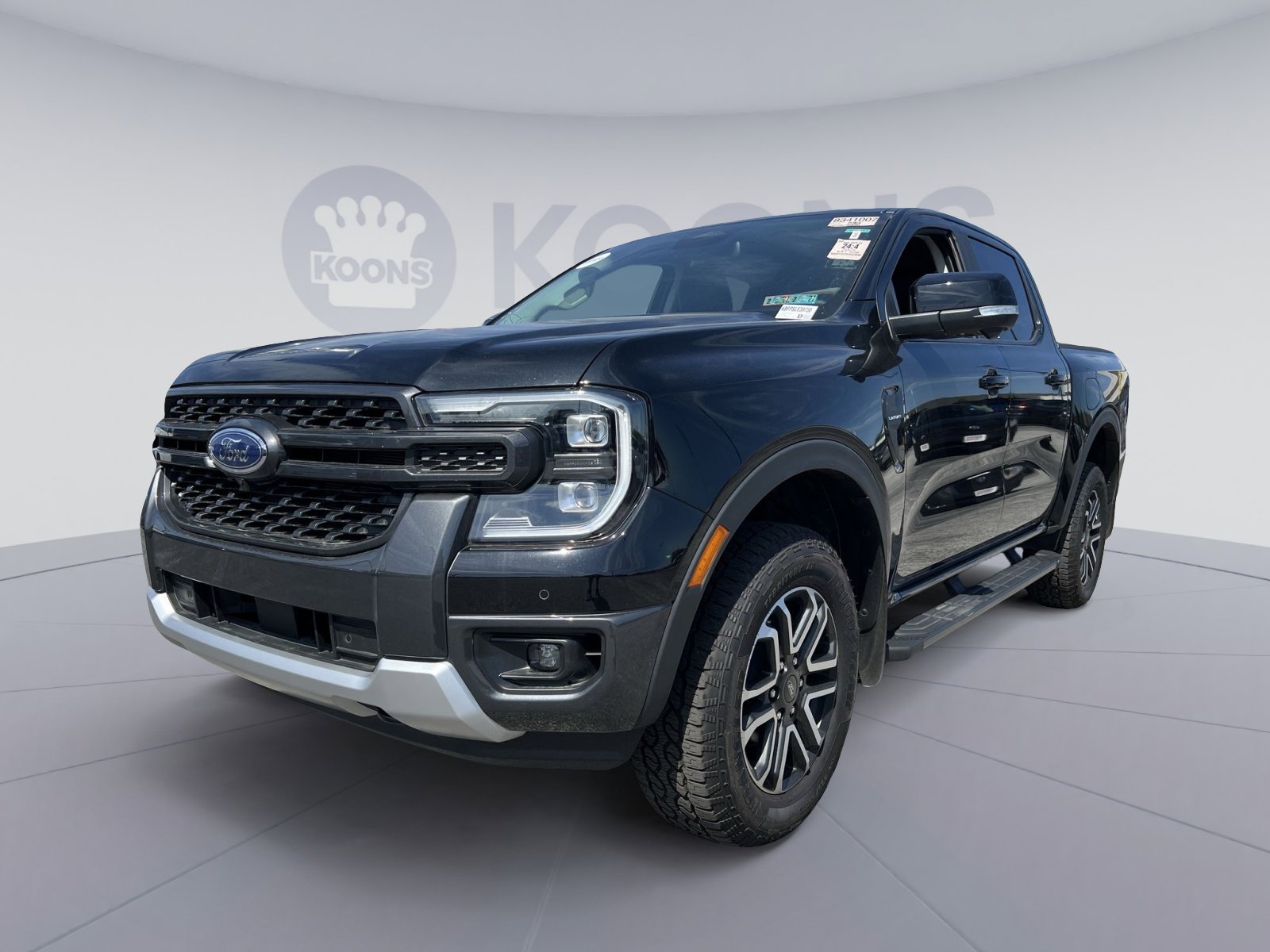 Used 2025 Ford Ranger Lariat w/ Trailer Tow Package AWD/4WD image 1