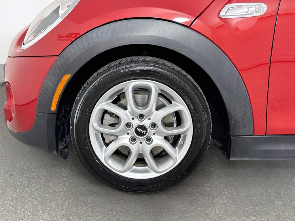 Used 2015 MINI Cooper S FWD image 32