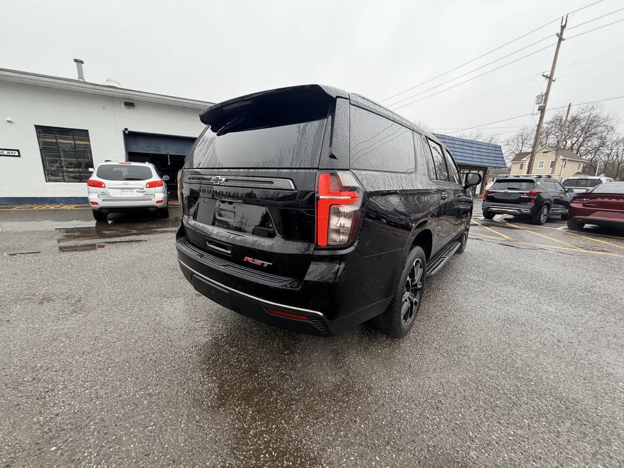 Used 2021 Chevrolet Suburban RST image 11