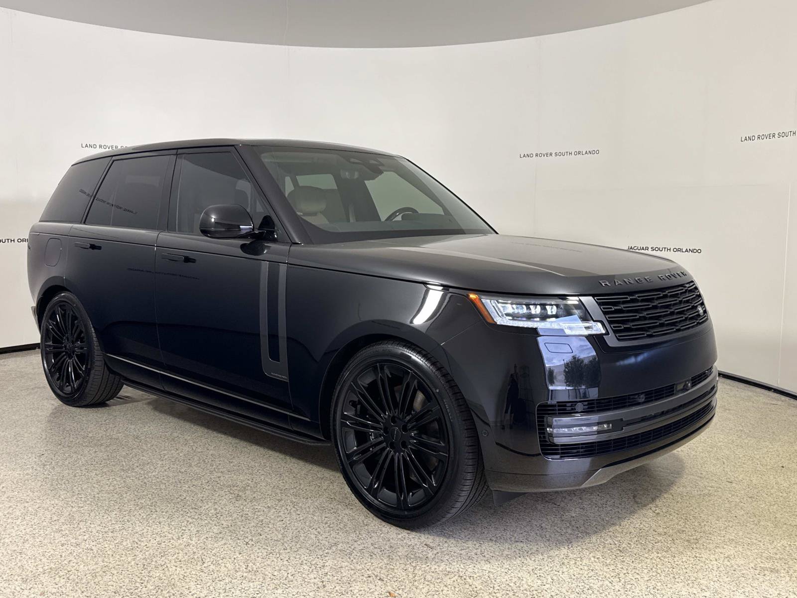 New 2026 Land Rover Range Rover Autobiography AWD/4WD image 7