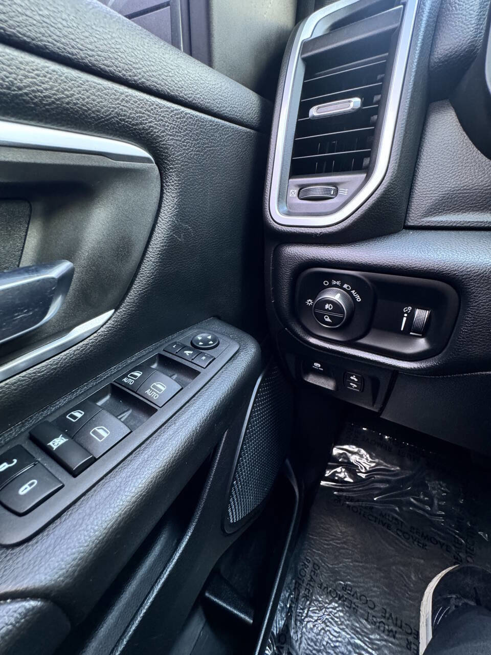 Used 2021 RAM 1500 Lone Star image 19