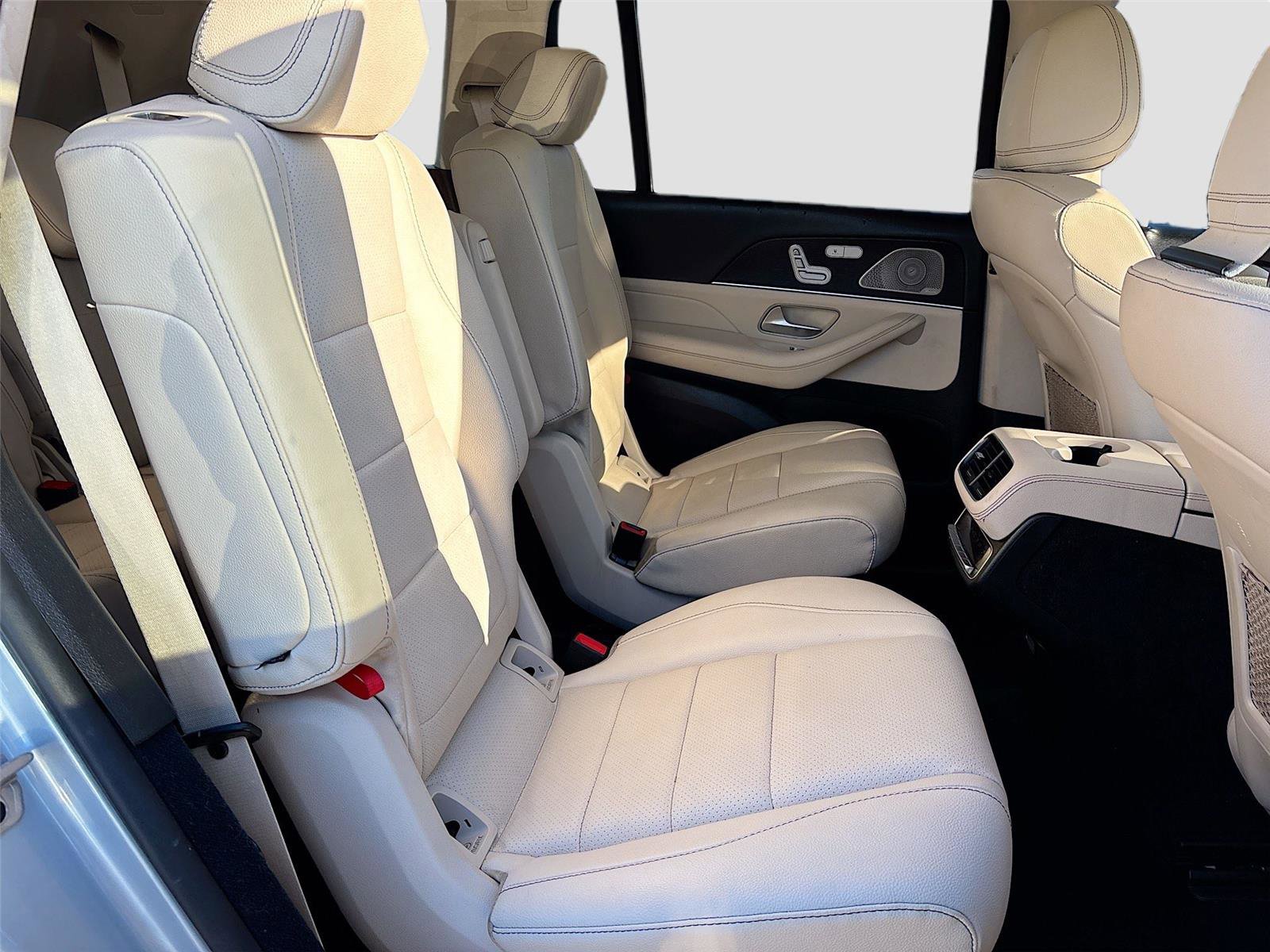 Used 2023 Mercedes-Benz GLS 450 4MATIC image 32