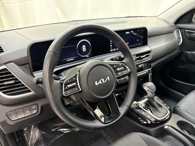 Used 2026 Kia Seltos EX w/ EX Sunroof Package image 27