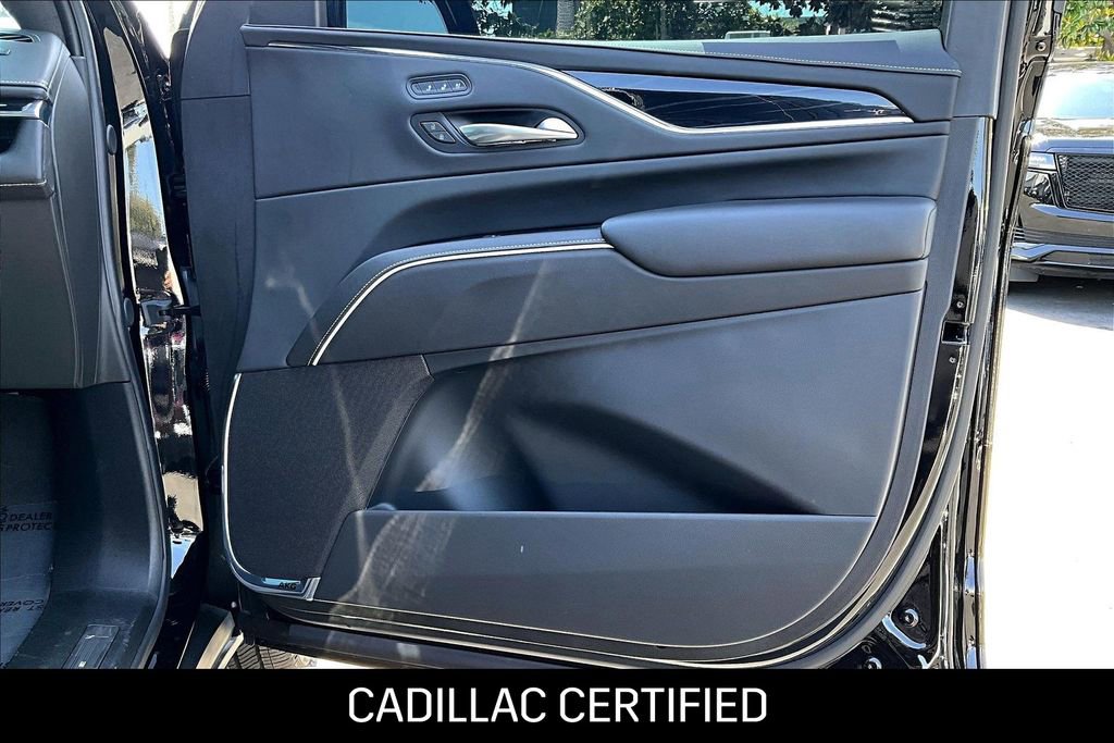 Certified 2023 Cadillac Escalade V AWD/4WD image 21
