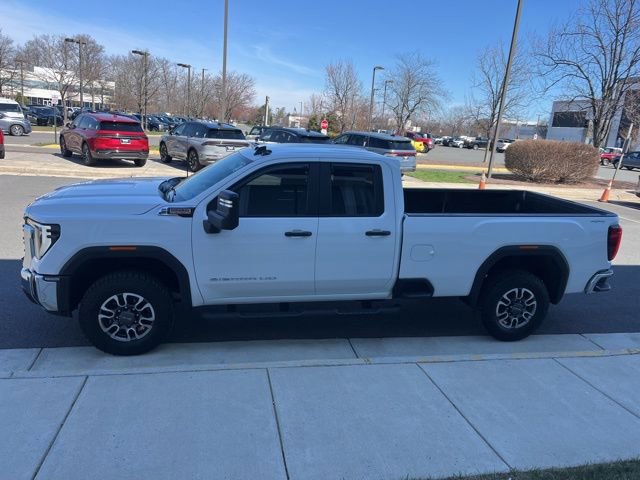 Used 2024 GMC Sierra 2500 Pro w/ Convenience Package image 4