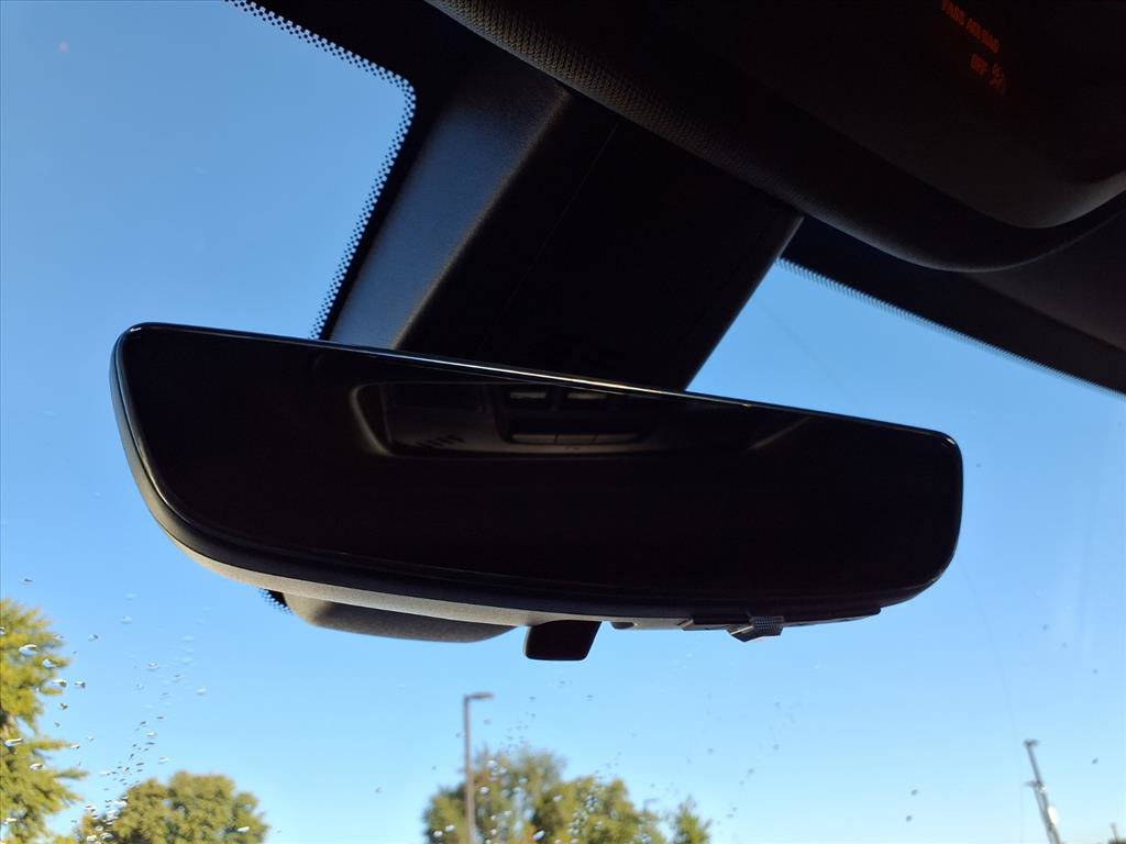 Used 2022 Chevrolet Traverse RS w/ LPO, Floor Liner Package image 20