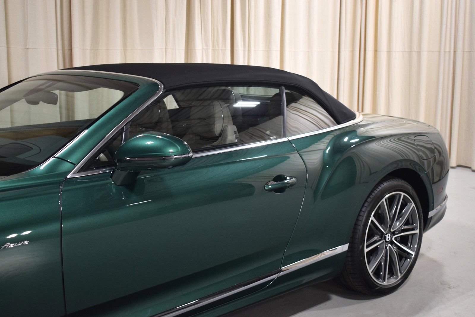 New 2026 Bentley Continental GTC AWD/4WD image 8