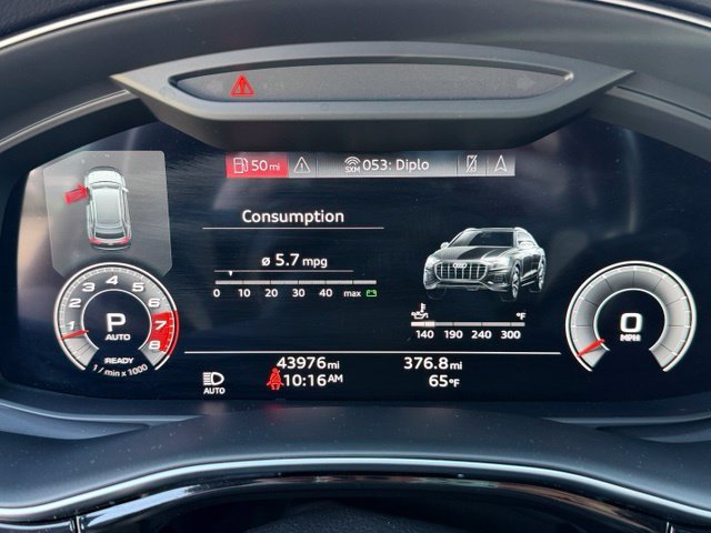 Used 2021 Audi Q8 Premium Plus w/ Premium Plus Package AWD/4WD image 17