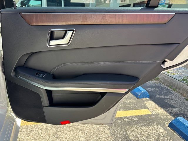 Used 2014 Mercedes-Benz E 250 BlueTEC Sedan image 56