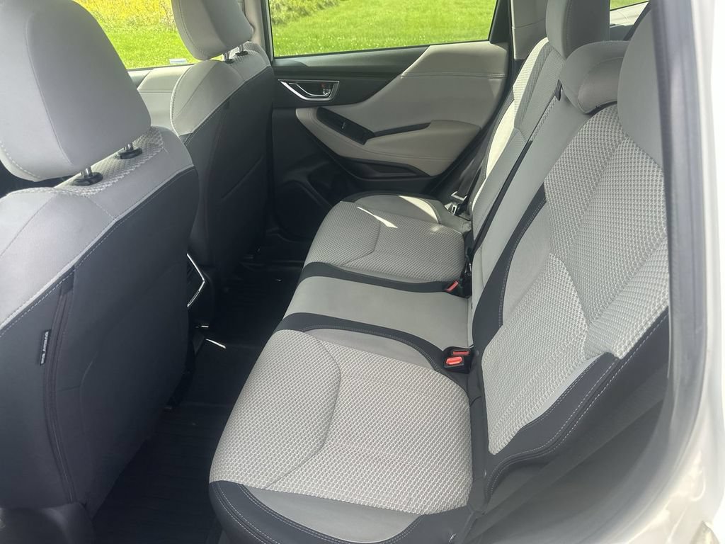 Used 2020 Subaru Forester Premium AWD/4WD image 29