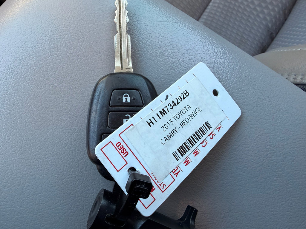 Used 2015 Toyota Camry SE image 26