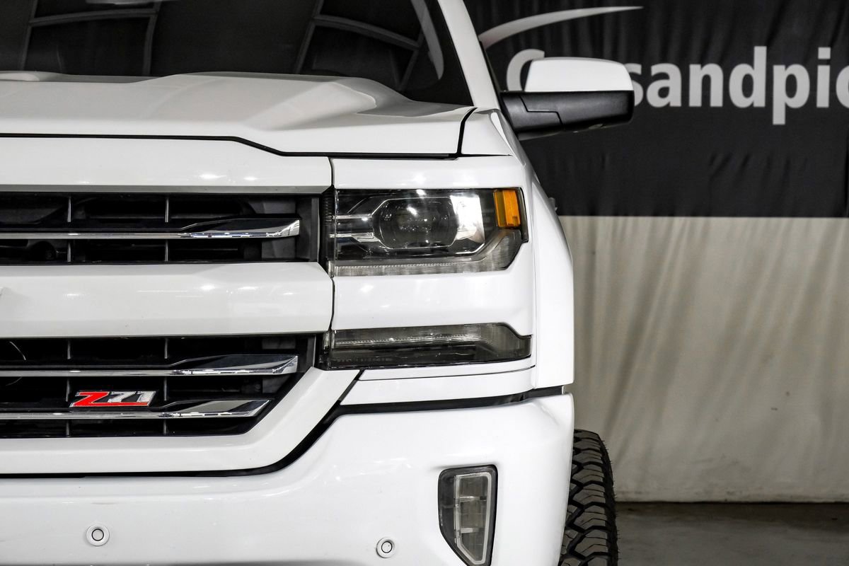 Used 2018 Chevrolet Silverado 1500 LTZ Z71 w/ LTZ Plus Package AWD/4WD image 40