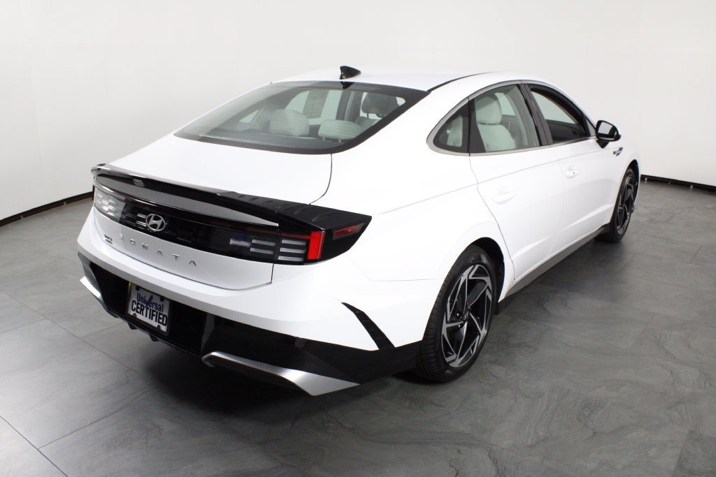 Certified 2026 Hyundai Sonata SEL FWD image 4