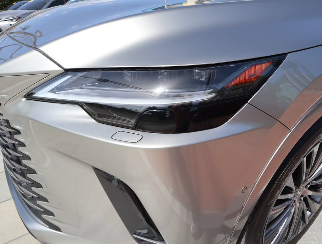 Used 2024 Lexus RX 450h AWD w/ Luxury Package image 15