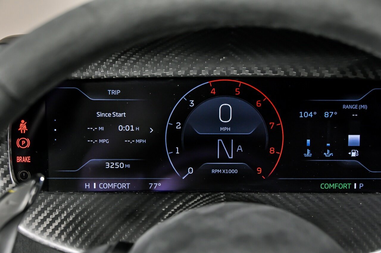 Used 2024 McLaren 750S Spider RWD image 29