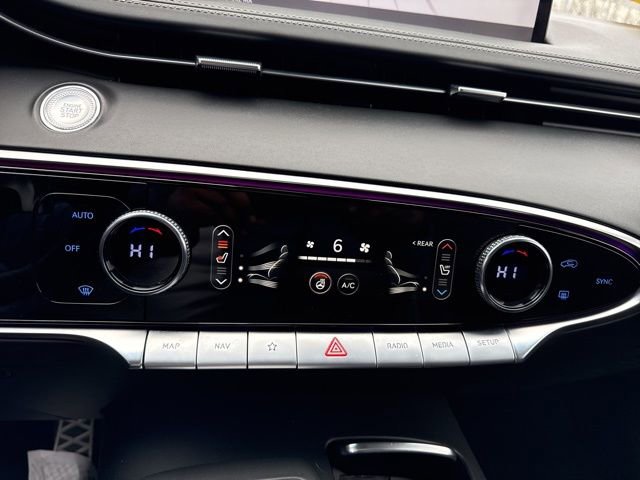 Used 2023 Genesis GV70 2.5T Sport Prestige w/ Sport Prestige Package image 16