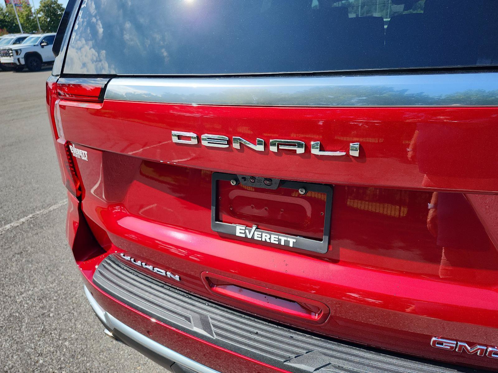 New 2027 GMC Yukon Denali AWD/4WD image 4