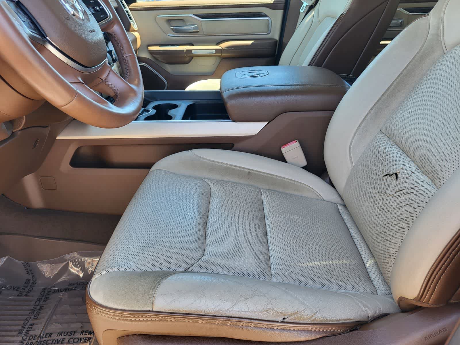 Used 2019 RAM 1500 Laramie AWD/4WD image 27