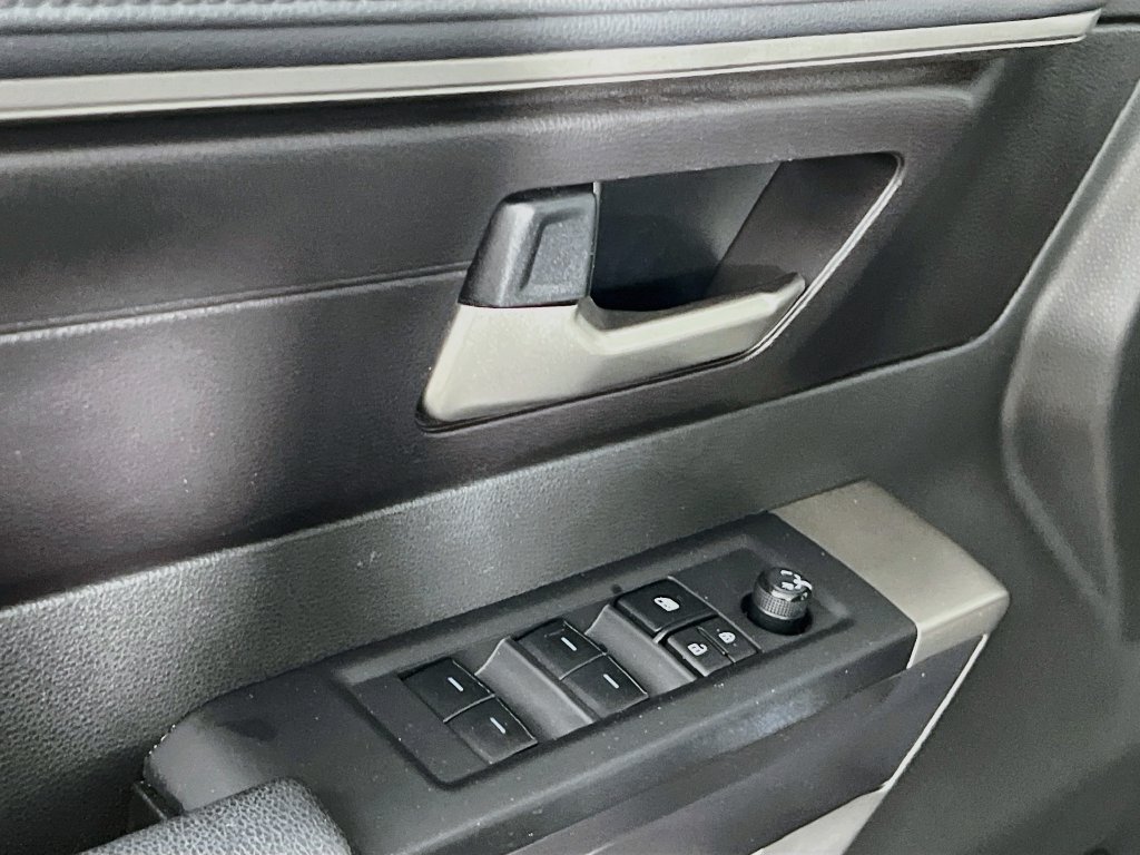 Used 2025 Toyota Tundra SR5 AWD/4WD image 14
